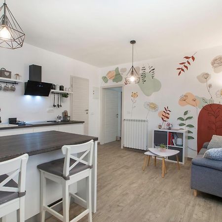 Apartment Vinotoc איזולה מראה חיצוני תמונה